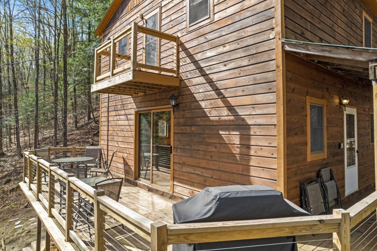River Road Treehouse Retreat Warrensburg Ngoại thất bức ảnh
