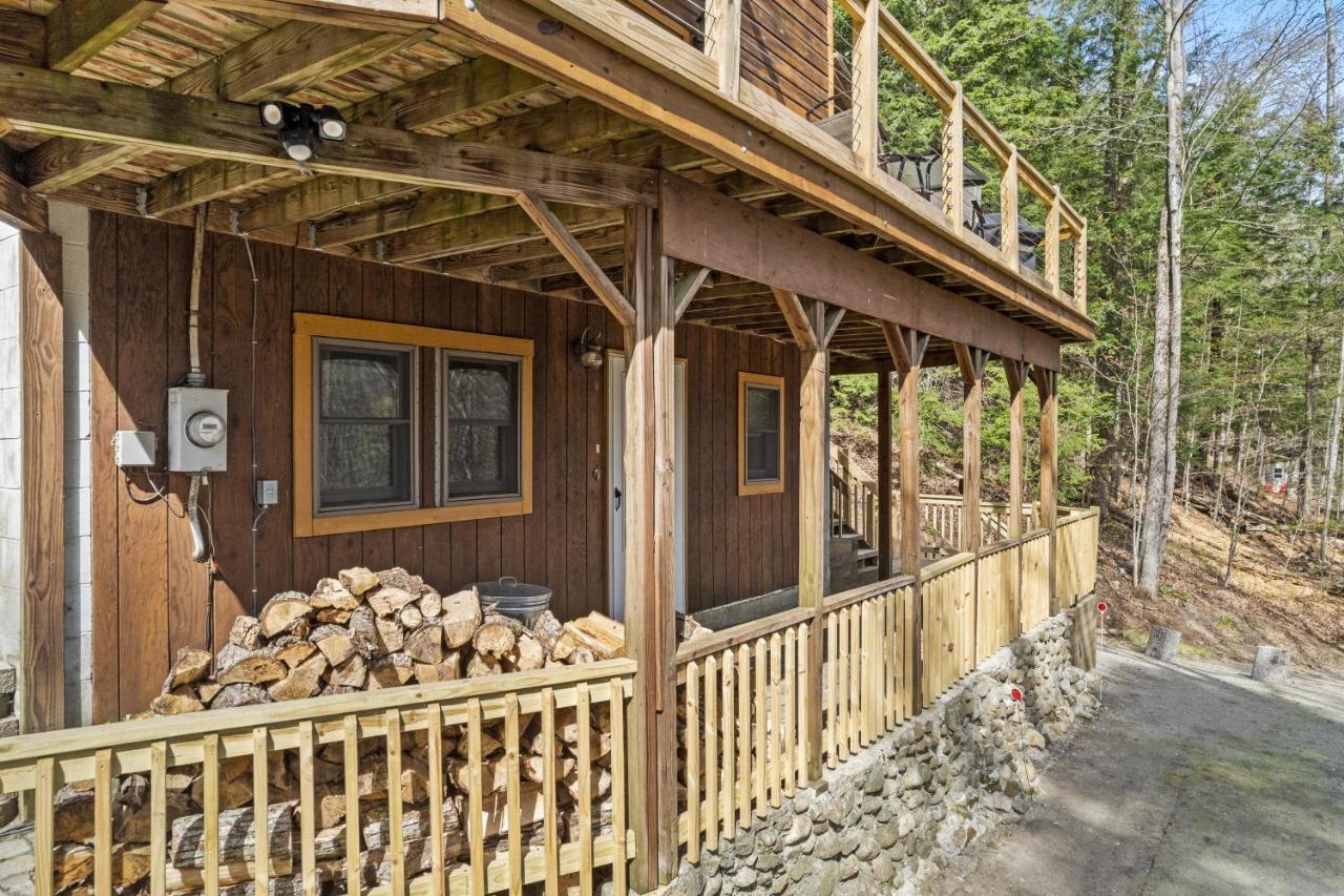River Road Treehouse Retreat Warrensburg Ngoại thất bức ảnh